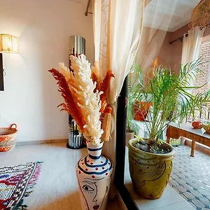 https://en-plein-coeur-du-quartier-majorelle-au-calme.marrakeshhotelsmorocco.com