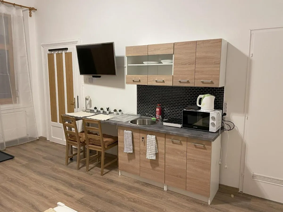 Apartamento Mano Guesthouse Budapest Hungría